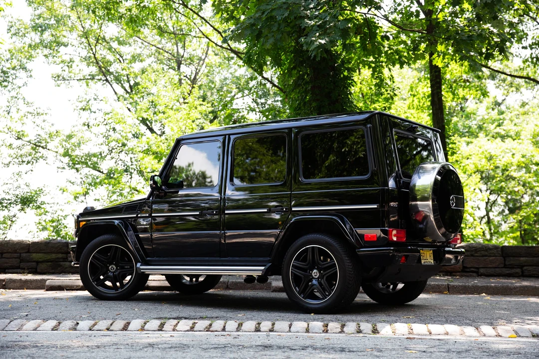 2011 Mercedes-Benz W463 G 36 & G 55 & G 63 & G 65 AMG 1st Gen - Image 25 of 31