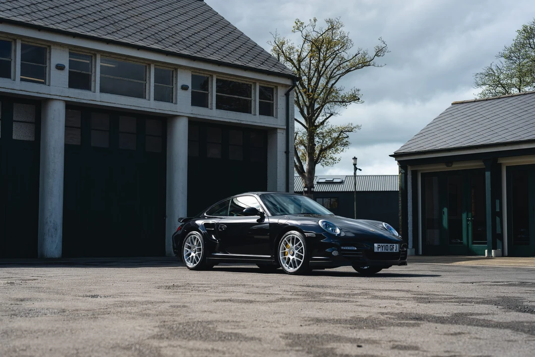 2011 Porsche 997 Turbo S - Image 22 of 31