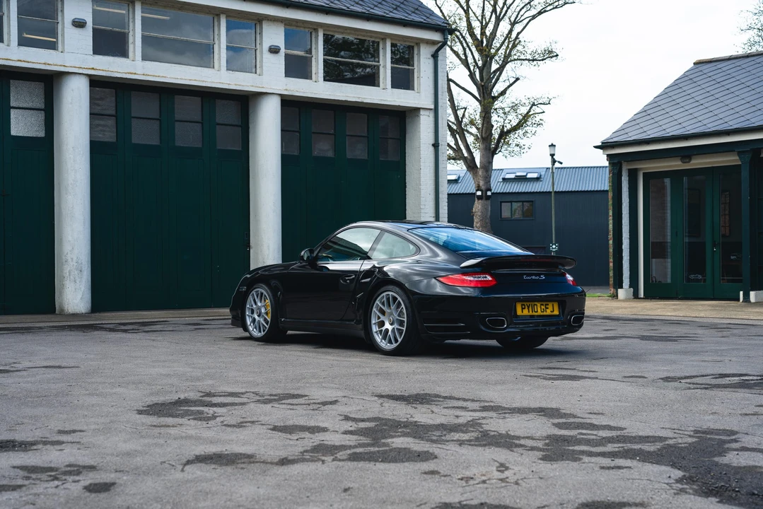 2011 Porsche 997 Turbo S - Image 7 of 31