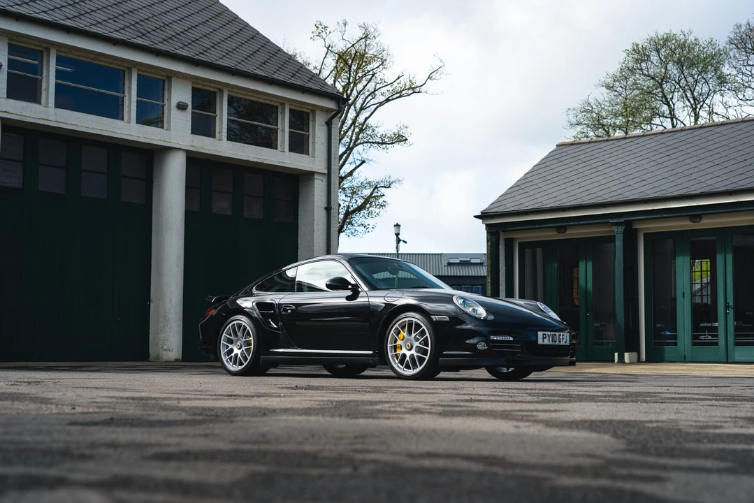 2011 Porsche 997 Turbo S - Image 19 of 31