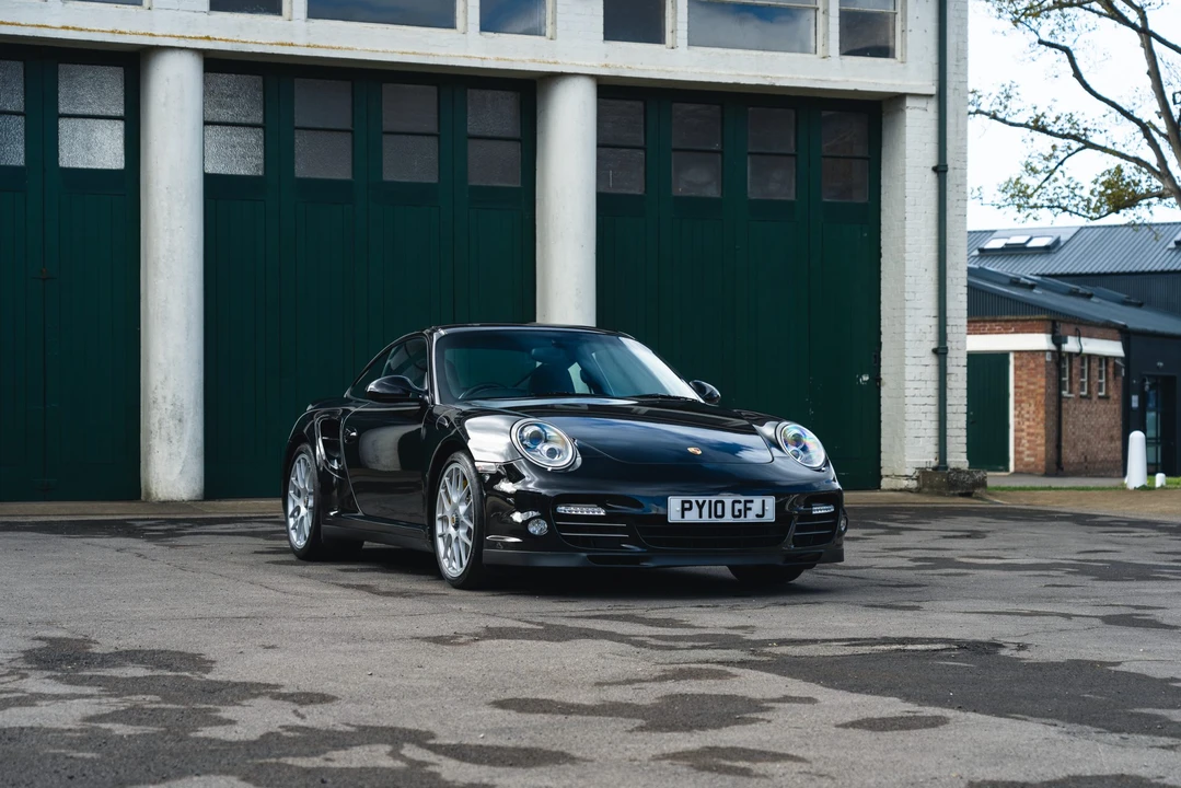 2011 Porsche 997 Turbo S - Image 23 of 31
