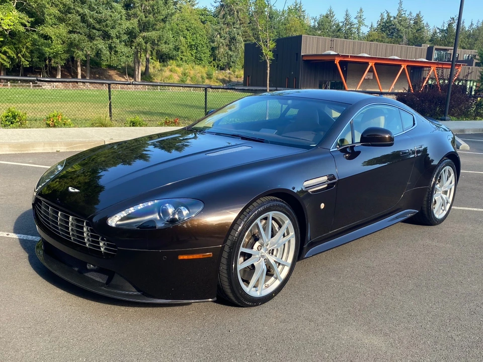 2012 Aston Martin V8 Vantage (2006-2017) - Image 31 of 31