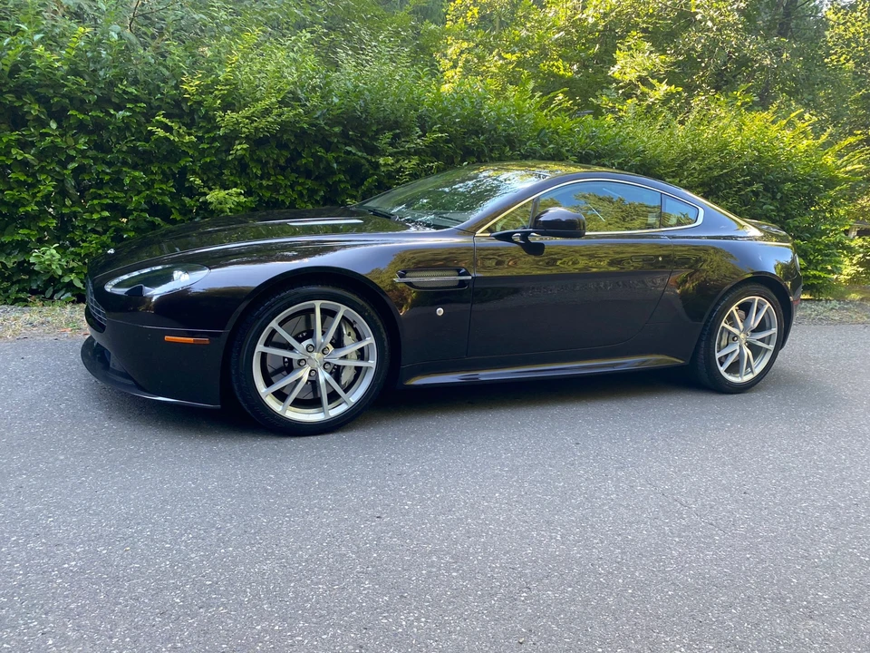 2012 Aston Martin V8 Vantage (2006-2017) - Image 25 of 31