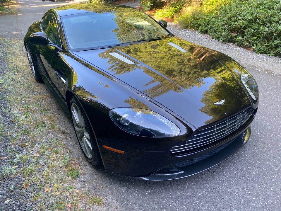 2012 Aston Martin V8 Vantage (2006-2017) - Image 4 of 31