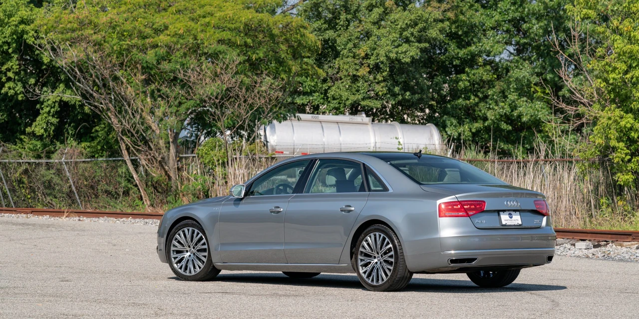 2012 Audi D4 A8 - Image 5 of 31