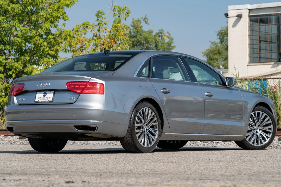 2012 Audi D4 A8 - Image 17 of 31