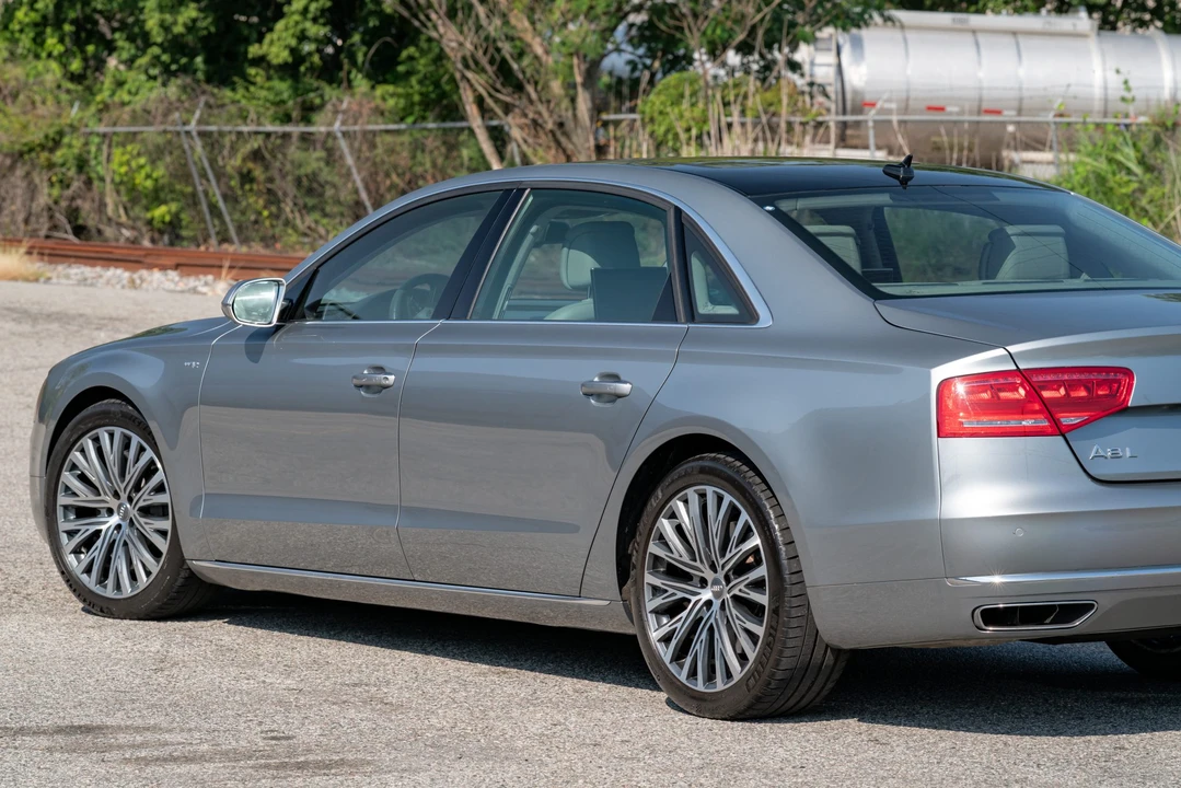 2012 Audi D4 A8 - Image 26 of 31
