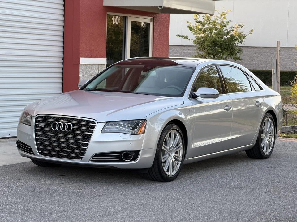 2012 Audi D4 A8 - Image 3 of 31