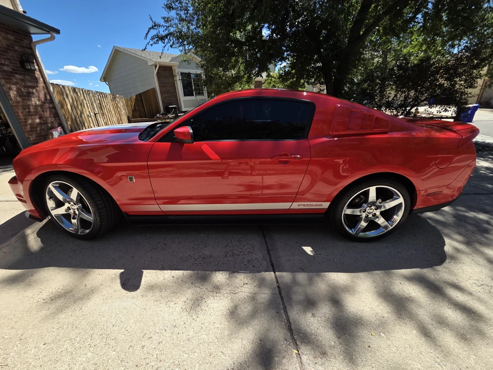 2012 Ford S197 Mustang GT - Image 2 of 31