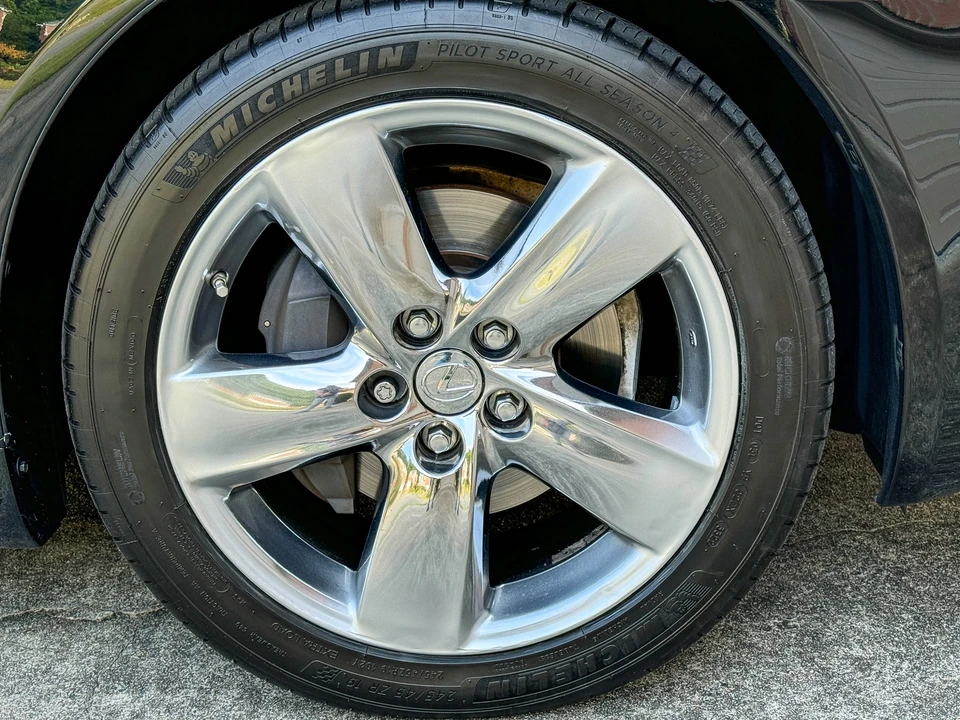 2012 Lexus LS 4th Gen - Image 27 of 31