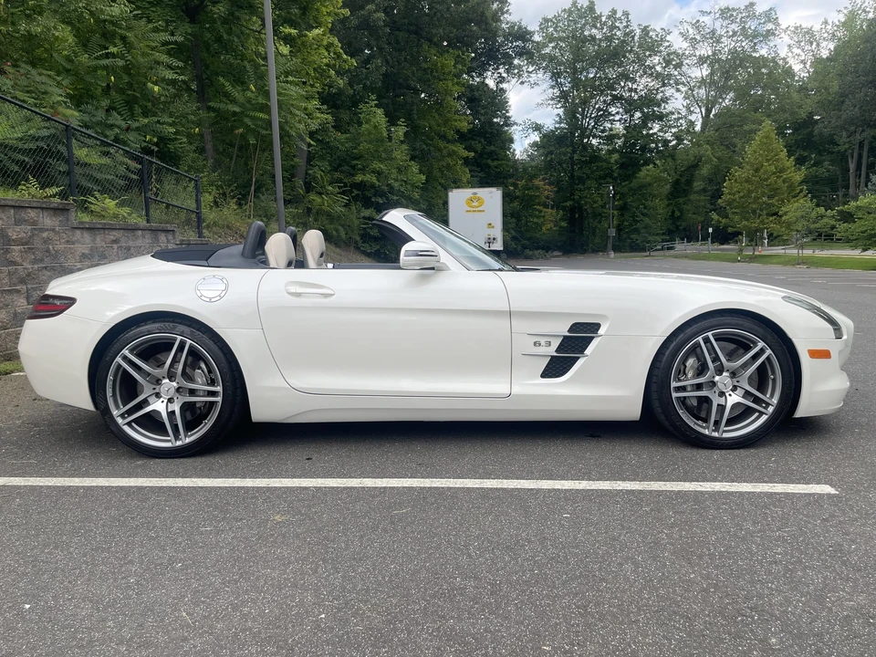 2012 Mercedes-Benz C197 SLS AMG - Image 10 of 31