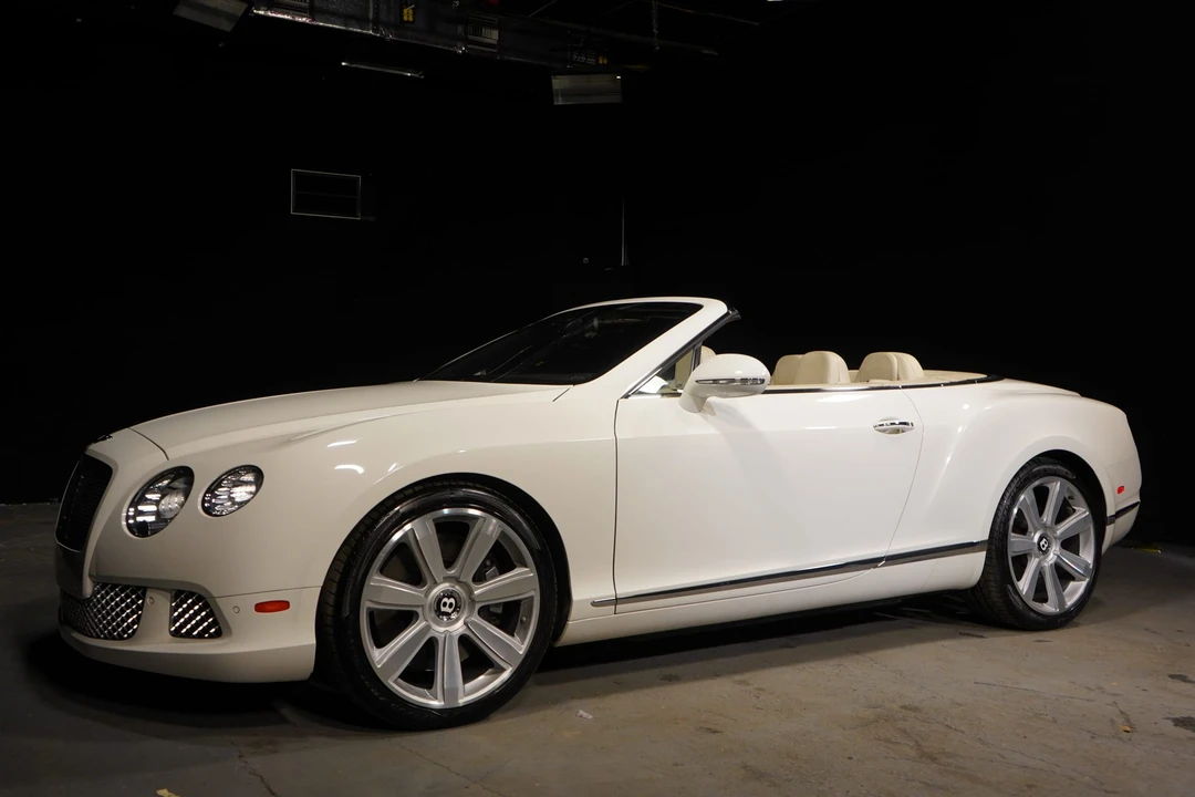 2013 Bentley Continental GTC - Image 2 of 31