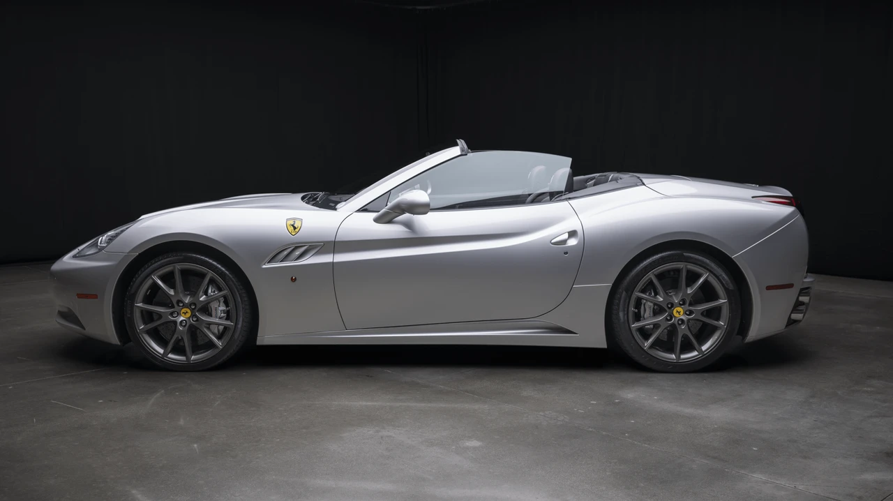 2013 Ferrari California 30 - Image 15 of 31