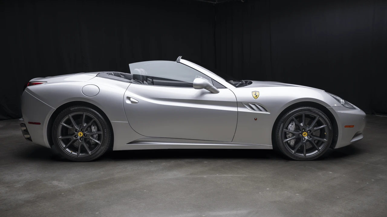 2013 Ferrari California 30 - Image 7 of 31