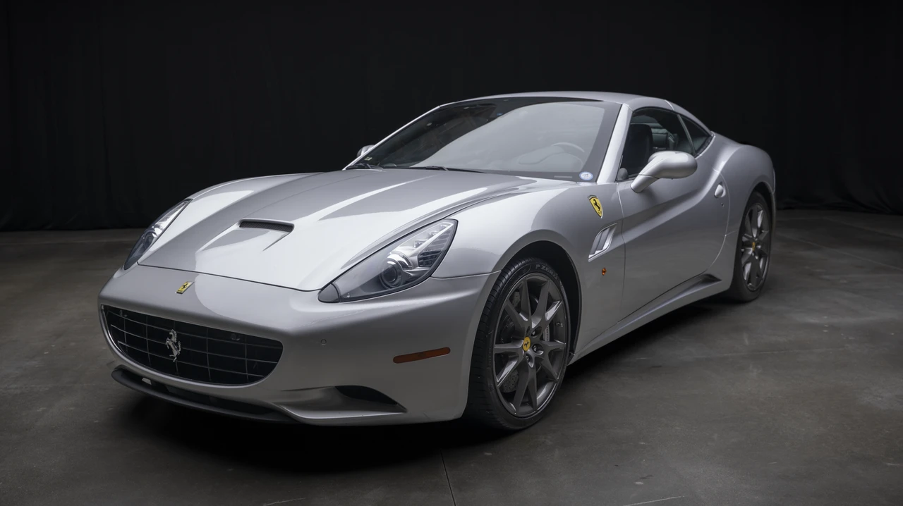 2013 Ferrari California 30 - Image 17 of 31