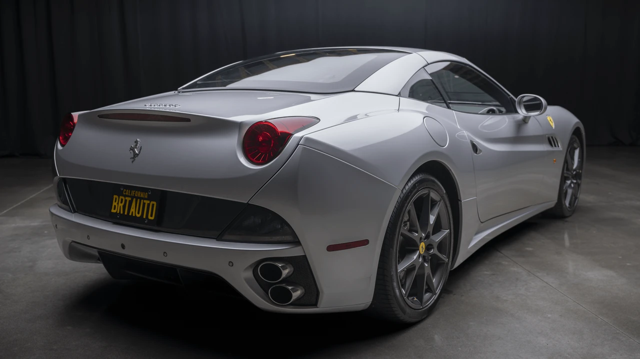 2013 Ferrari California 30 - Image 25 of 31