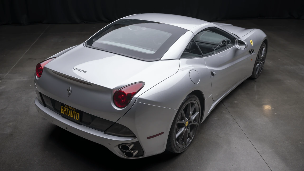 2013 Ferrari California 30 - Image 26 of 31