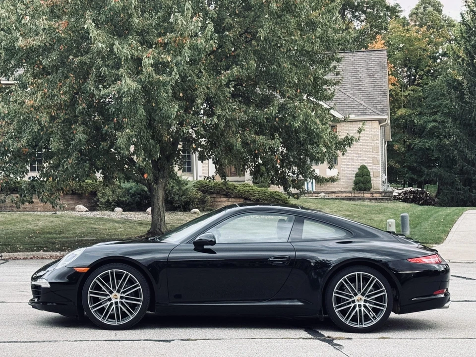 2013 Porsche 991 Carrera - Image 25 of 31