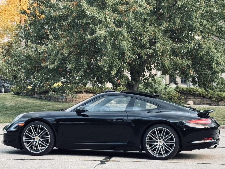 2013 Porsche 991 Carrera - Image 22 of 31