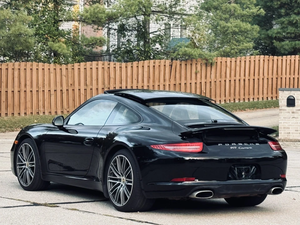 2013 Porsche 991 Carrera - Image 17 of 31