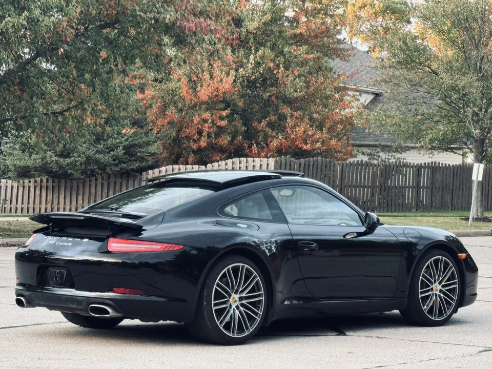 2013 Porsche 991 Carrera - Image 11 of 31