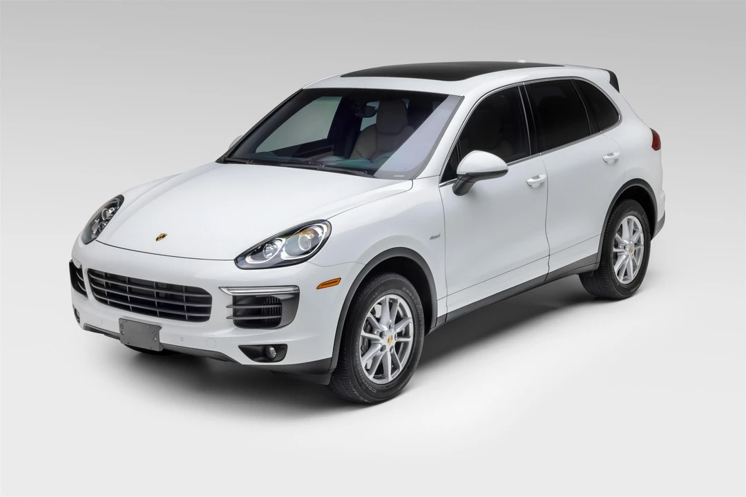 2015 Porsche 958 Cayenne Diesel - Image 3 of 31