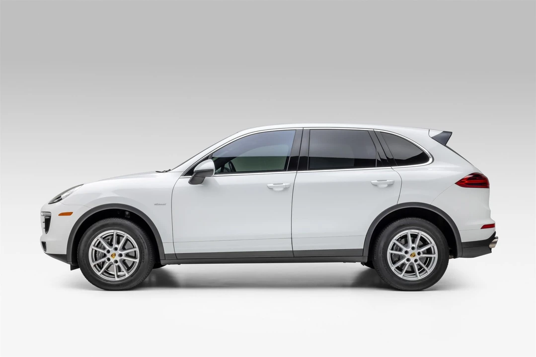 2015 Porsche 958 Cayenne Diesel - Image 4 of 31