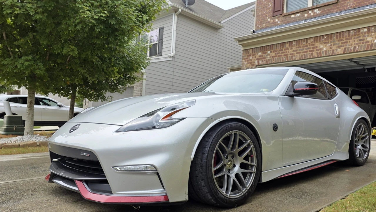 2016 Nissan 370Z 6th Gen - Image 18 of 31