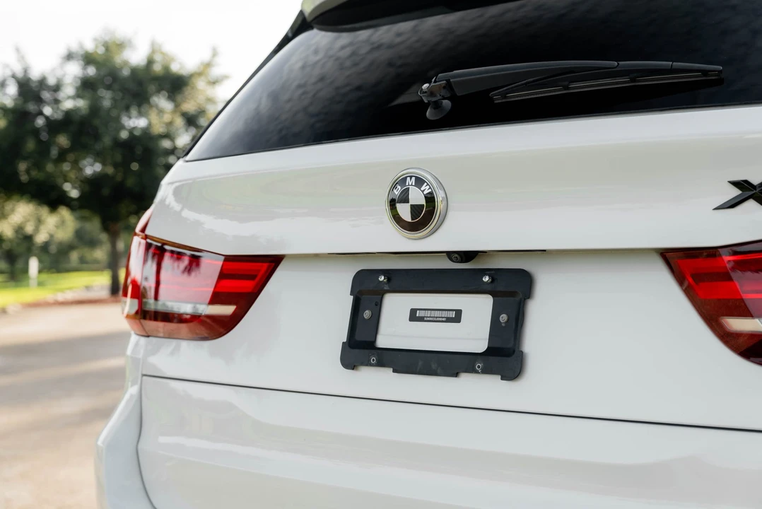 2018 BMW - Image 28 of 31