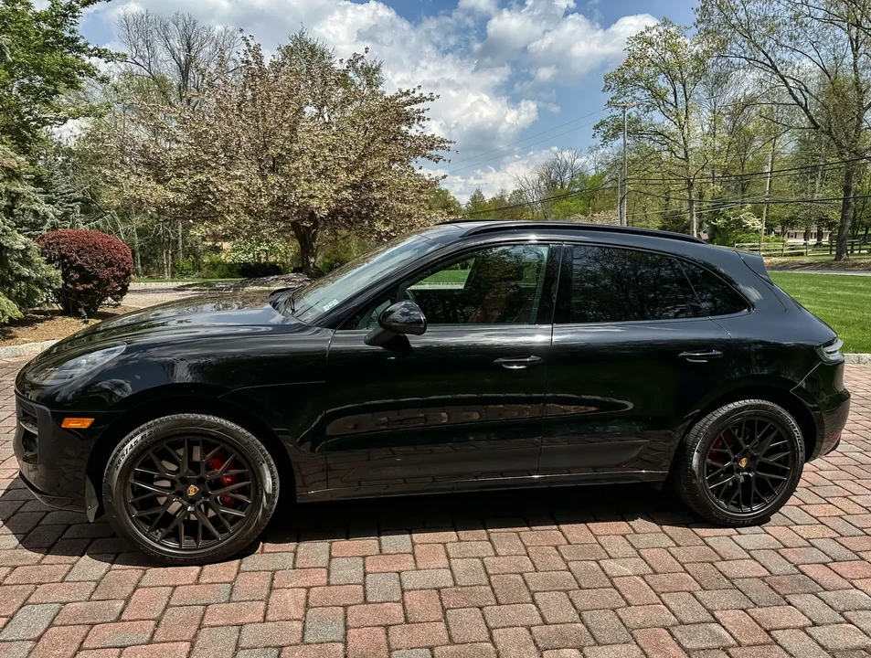 2021 Porsche Macan GTS - Image 4 of 6