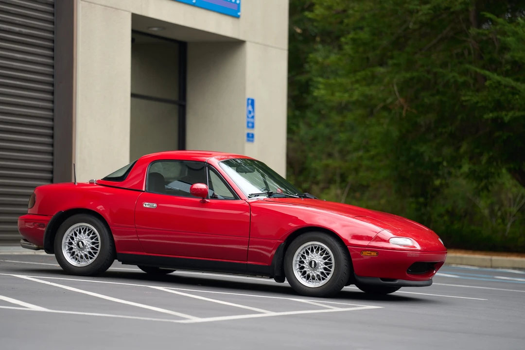 1990 Mazda NA MX-5 Miata - Image 17 of 31