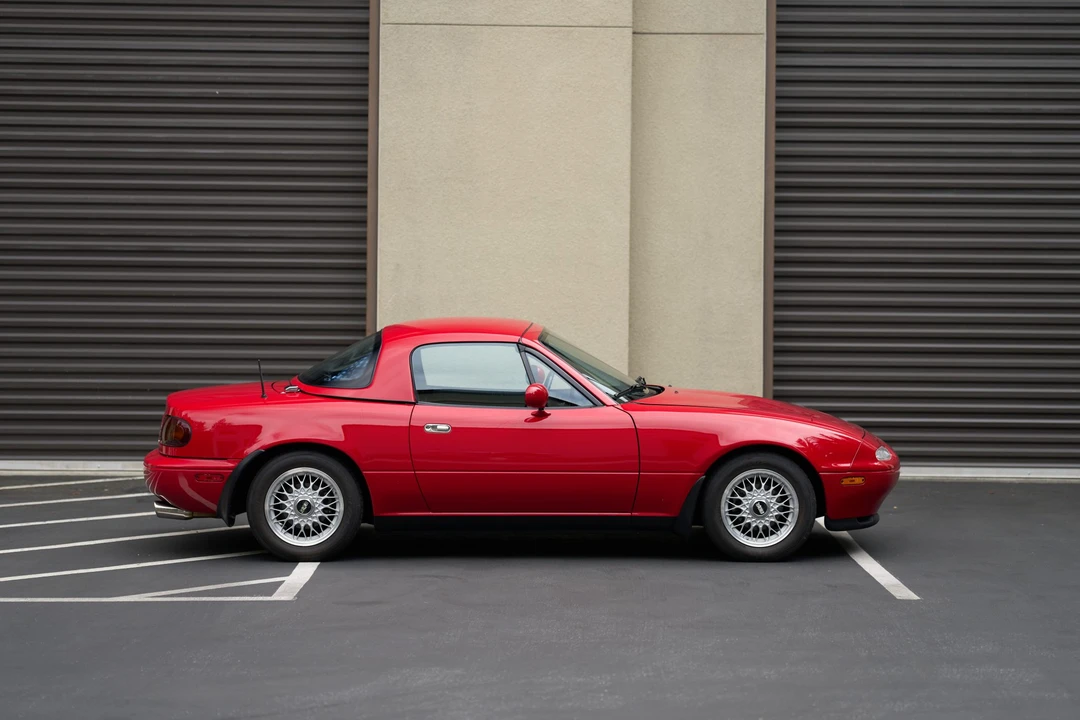 1990 Mazda NA MX-5 Miata - Image 21 of 31