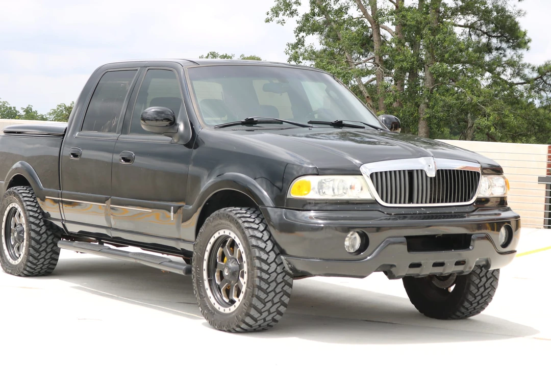 2002 Lincoln Blackwood - Image 8 of 31