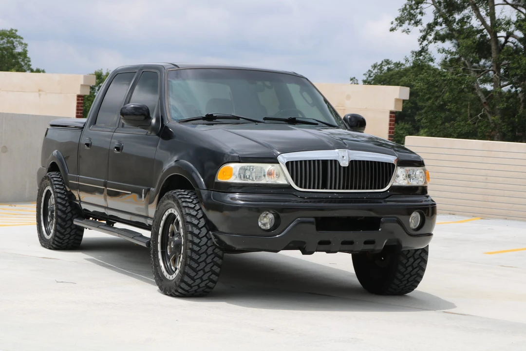 2002 Lincoln Blackwood - Image 11 of 31