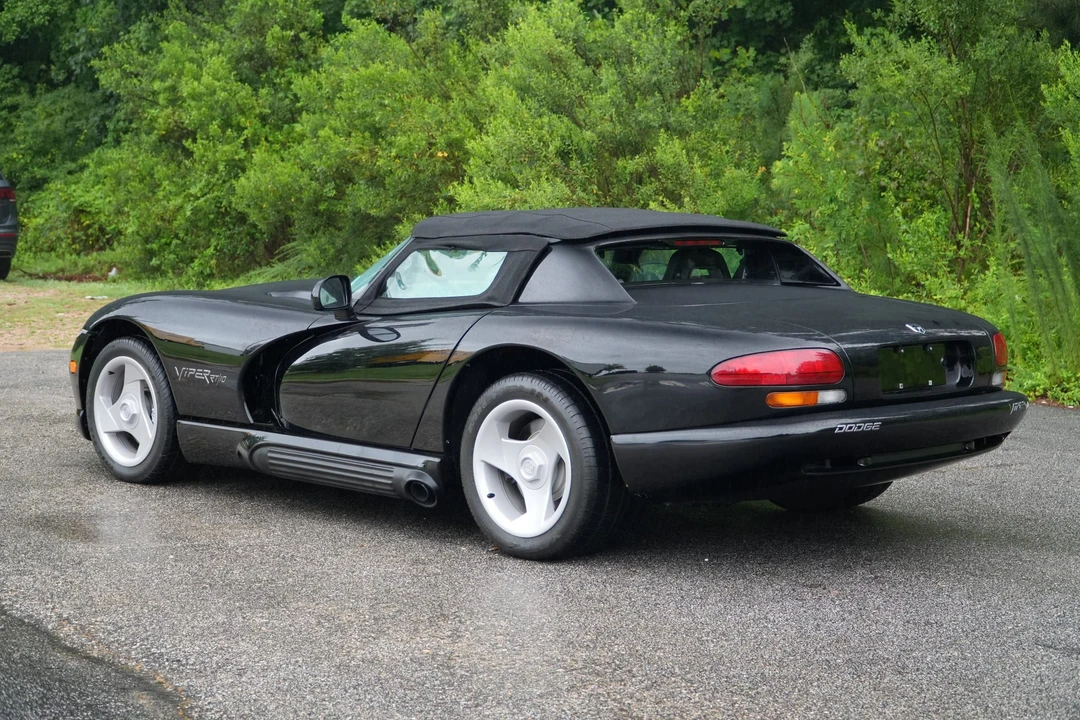 1994 Dodge Viper 1st Gen - Image 30 of 31