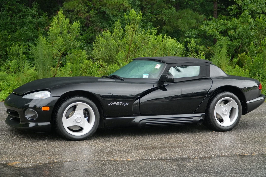 1994 Dodge Viper 1st Gen - Image 22 of 31