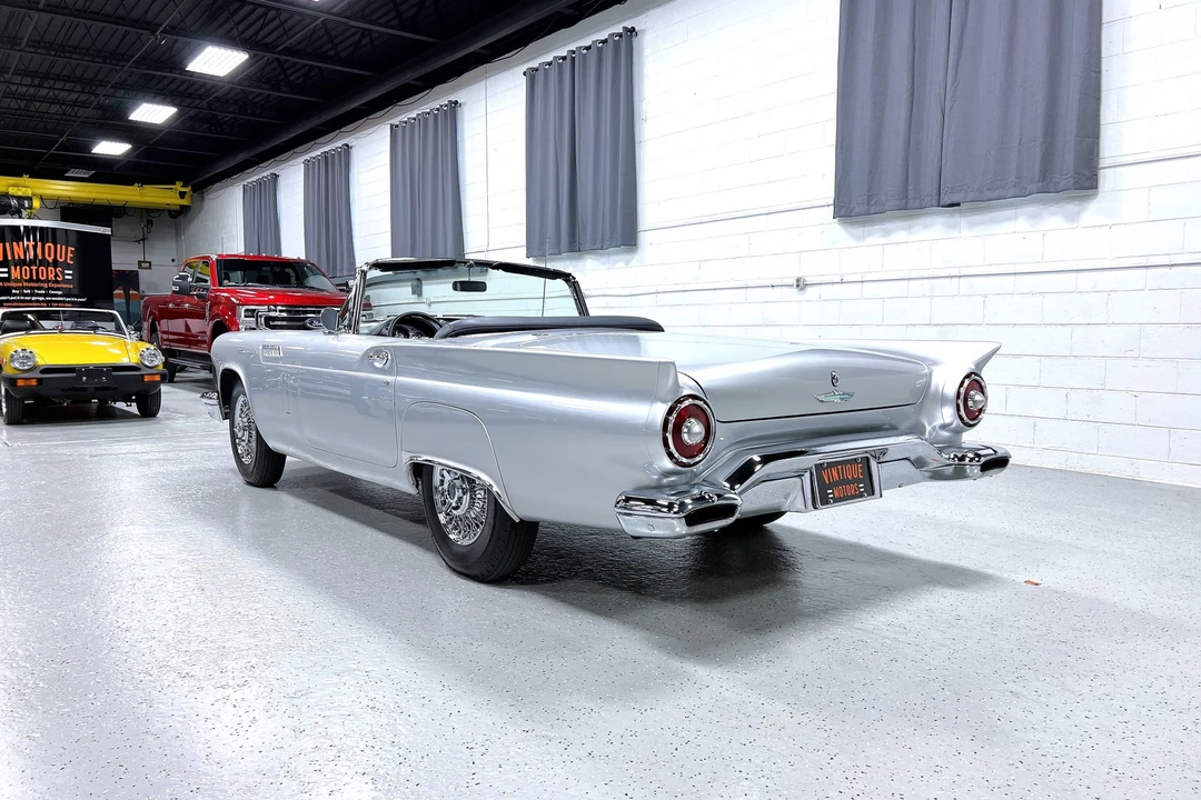 1957 Ford Thunderbird 1st Gen - Image 9 of 31
