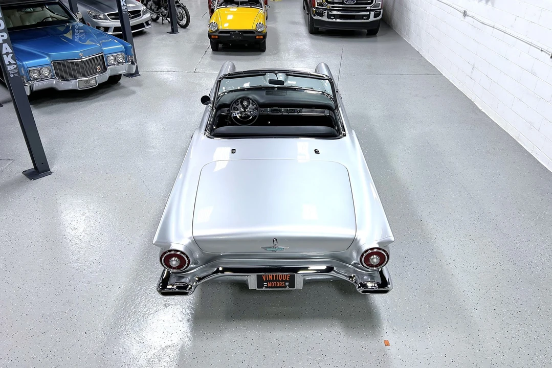 1957 Ford Thunderbird 1st Gen - Image 16 of 31
