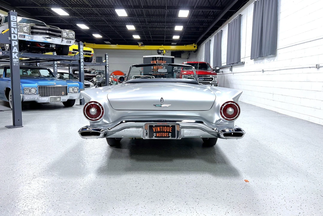 1957 Ford Thunderbird 1st Gen - Image 13 of 31