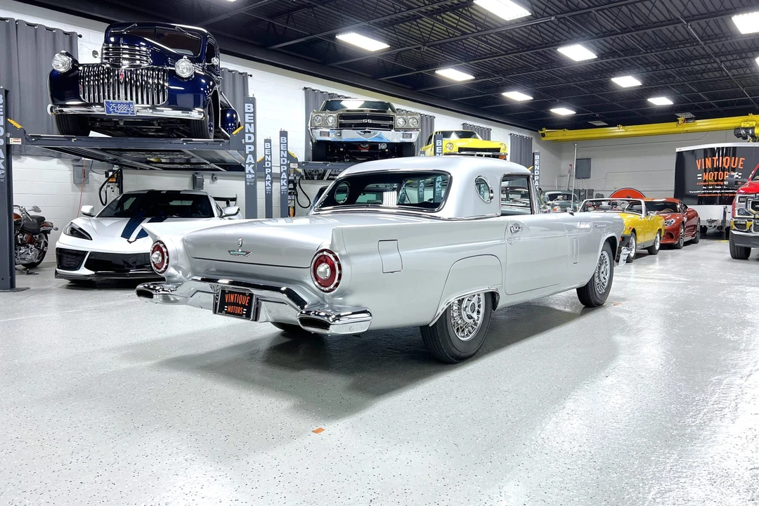 1957 Ford Thunderbird 1st Gen - Image 20 of 31