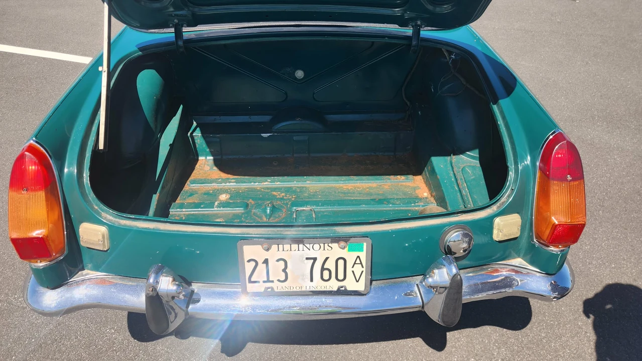 1972 MG MGB Roadster - Image 24 of 27