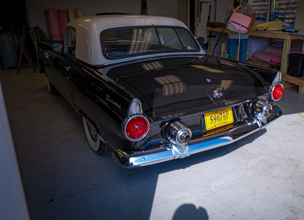 1955 Ford Thunderbird 1st Gen - Image 21 of 31
