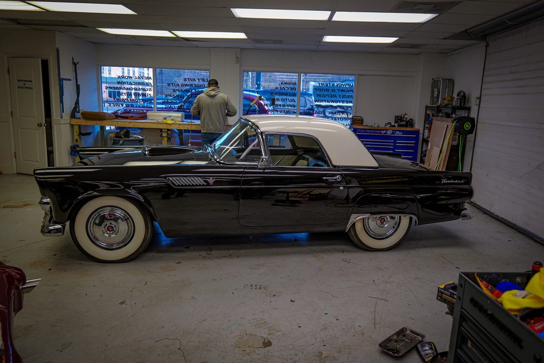 1955 Ford Thunderbird 1st Gen - Image 20 of 31