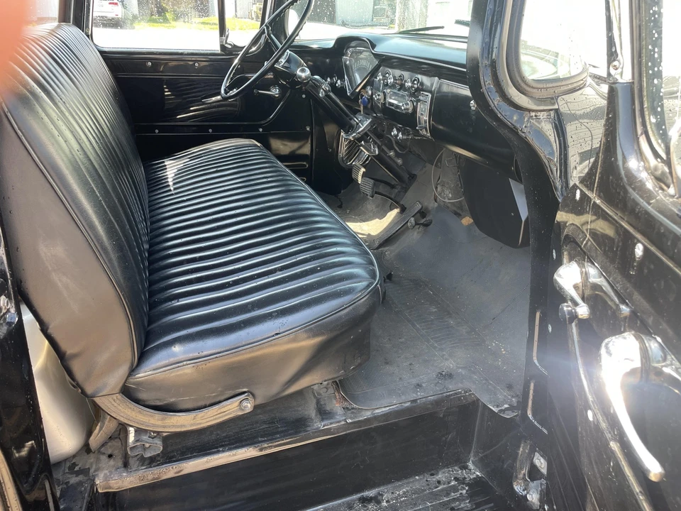 1959 Chevrolet Task Force - Image 20 of 31