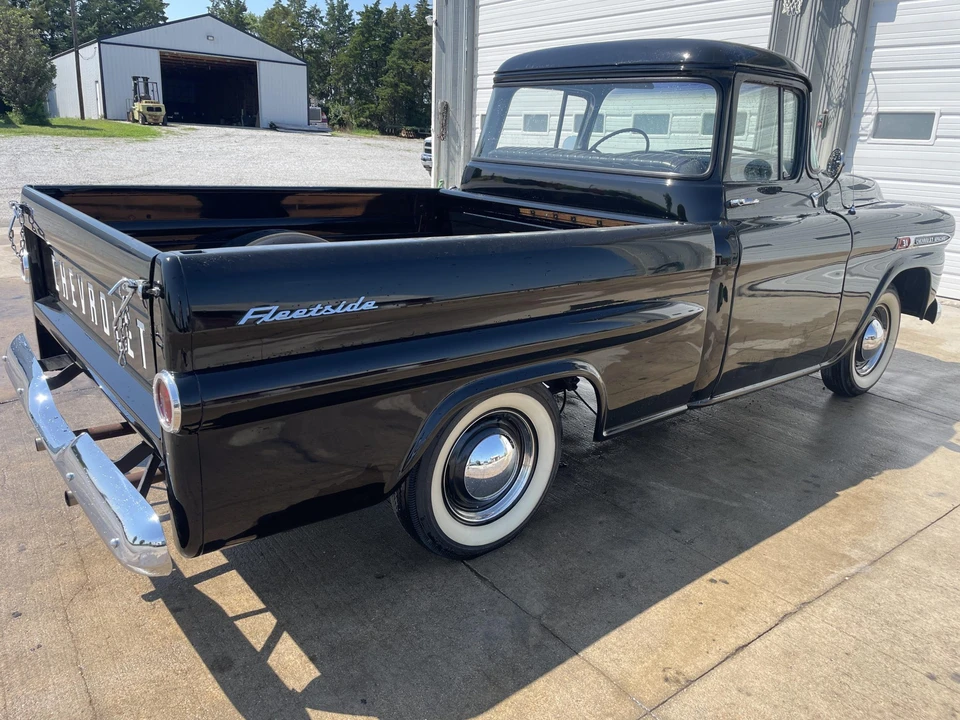 1959 Chevrolet Task Force - Image 6 of 31
