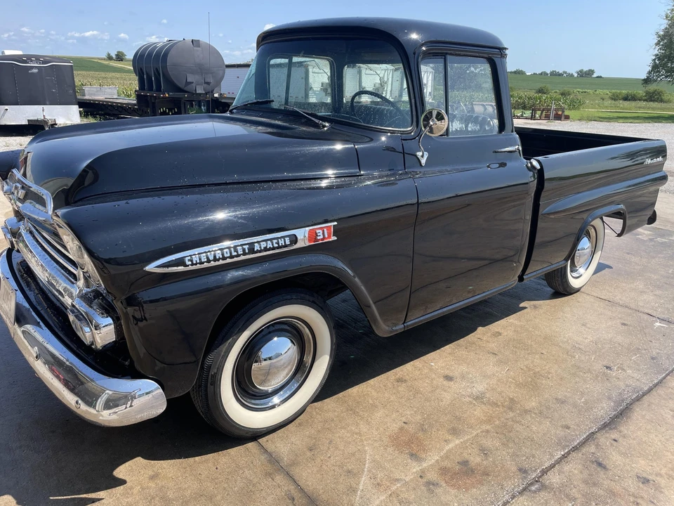 1959 Chevrolet Task Force - Image 2 of 31