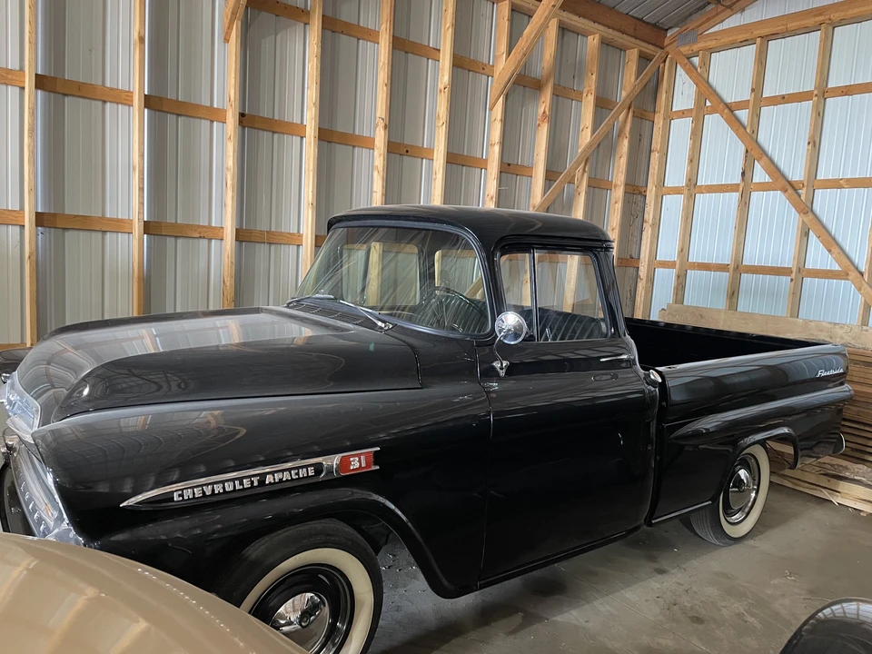 1959 Chevrolet Task Force - Image 9 of 31