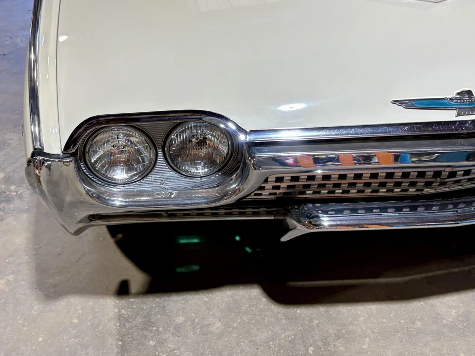 1962 Ford Thunderbird 3rd Gen - Image 19 of 31