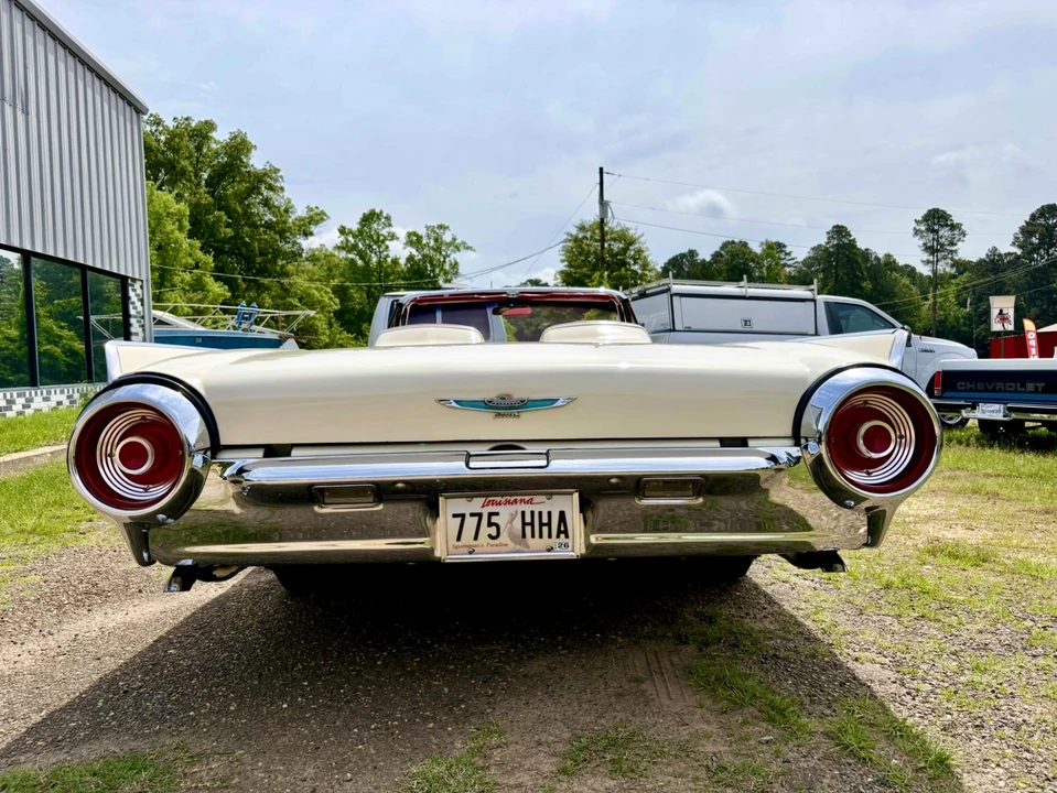 1962 Ford Thunderbird 3rd Gen - Image 8 of 31