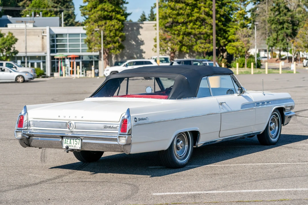 1963 Buick Wildcat - Image 14 of 31